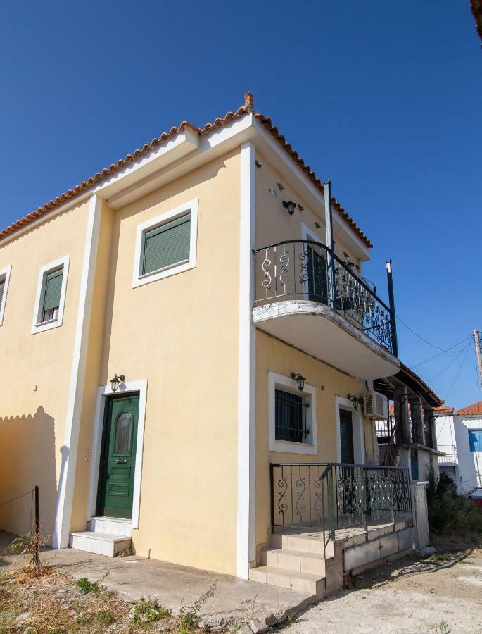 Peroulia Apartments Κόμποι Εξωτερικό φωτογραφία
